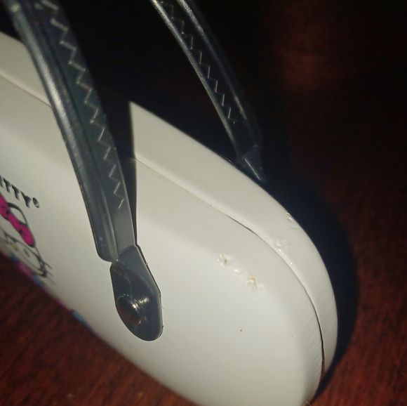 Hello Kitty eyeglass case - Picture 3 of 4